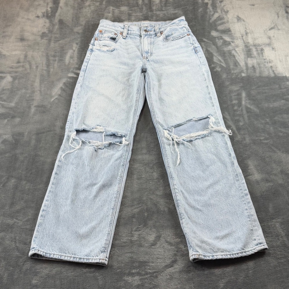American Eagle Stovepipe Strigid Distressed Light Wash Jeans Size 00 Regular